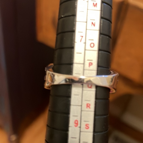 Nataliya V. Collister 5 stone Cocktail Ring - Picture 7 of 7